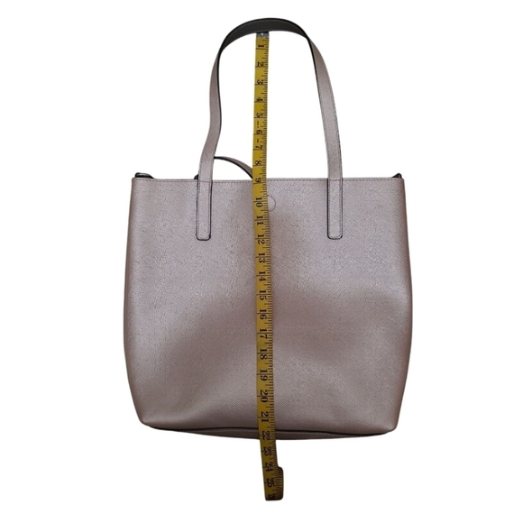 Metallic Gold Reversible Tote Bag with Matching Coin Purse - Picture 8 of 10